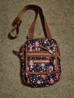 Lily Bloom Owl Crossbody Bag